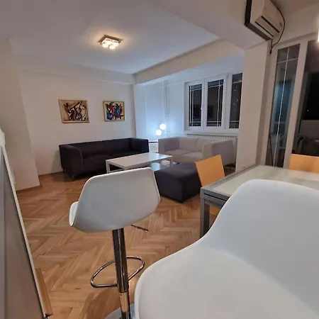 Apartment Dagosami - Luxury 2 Bedroom 70m2 Skopje